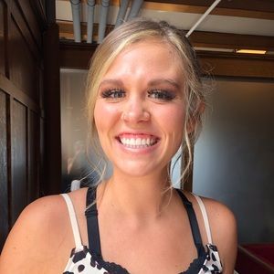 Meet your Posher, Savannah